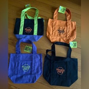 Trader Joes Halloween Mini Tote Set